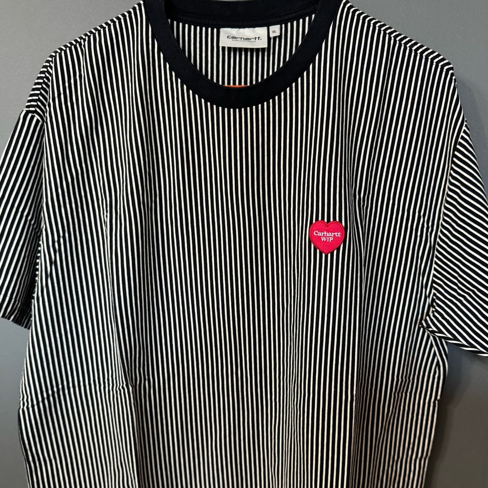 Carhartt WIP t-shirt , striped navy blue and white - men’s Xl